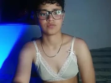 star_scar333 — The sexiest tomboy you'll see today  come get addicted to my curv |  - Multi-Goal :  CUM WITH VIBRATOR  #tomboy #shorthair #smalltits #bigass #Cum