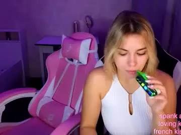 stefany_and_bettany — spank ass Bettany! #new #bigass #bigboobs #shy #teen [31 tokens remaining]