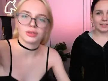 veri_ni — GOAL: show your belly [930 tokens remaining] Welcome to my room! #18 #smalltits #skinny #shy #c2c