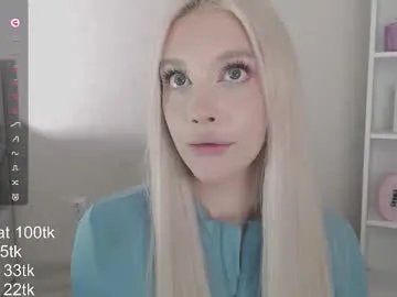 vickyfuckingdoll on Chaturbate