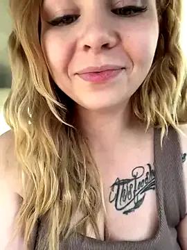 _YourAnnie_ — Show boobs