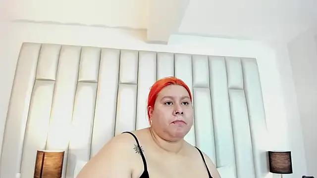 aandreaperez on StripChat 