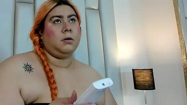 aandreaperez on StripChat 