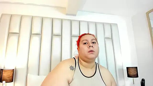 aandreaperez on StripChat 