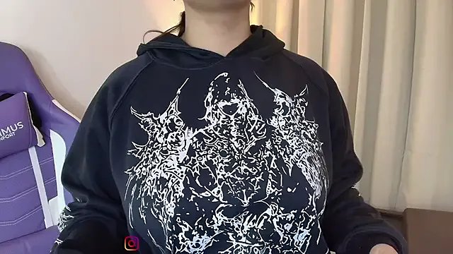 Abby_Raschell — Rub my pussy! 