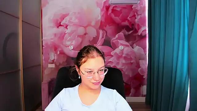 AngelinaLow — Lingerie change 