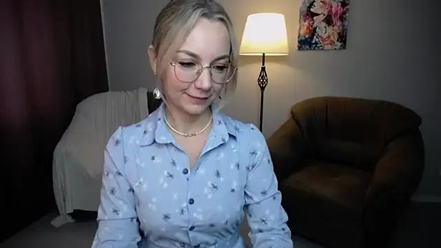 Ava_Elior on StripChat 