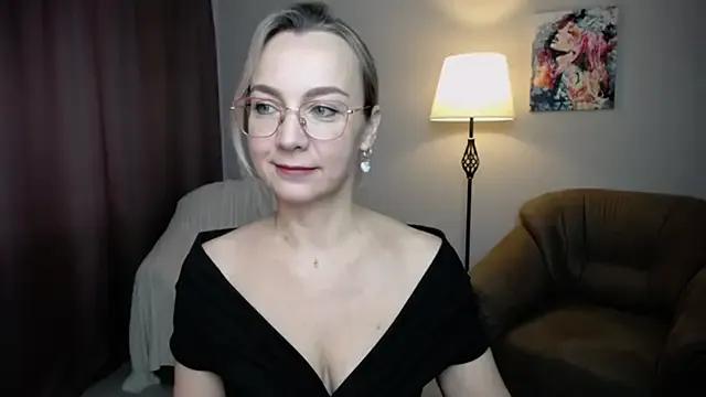 Ava_Elior on StripChat 