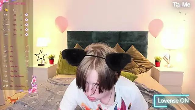 ayakskalermonss on StripChat 