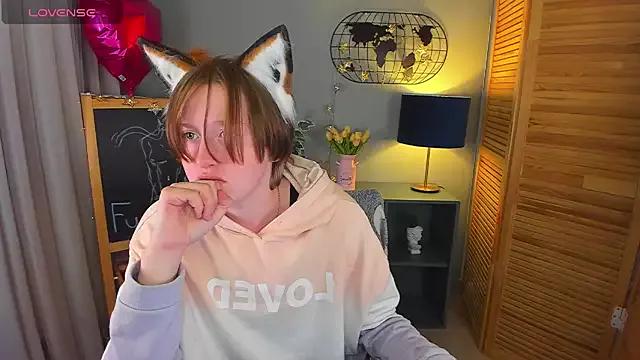 ayakskalermonss on StripChat 
