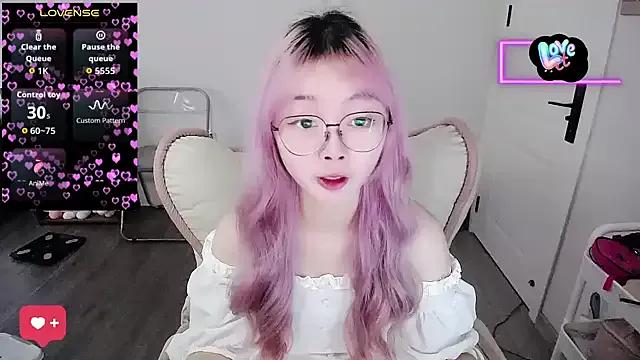 baby-yaya20 on StripChat 