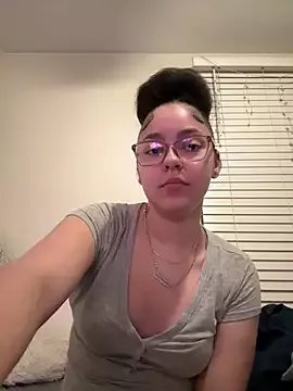 babykalirose on StripChat