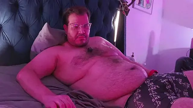 bearcloudcomputa on StripChat