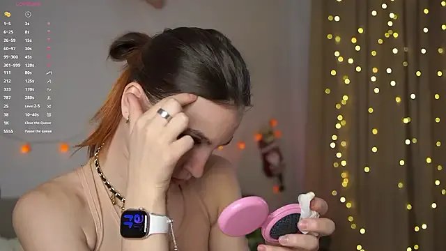 beckymadsons — Air Kiss