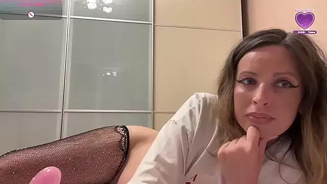 bella_lun — Double penetrations and blowjob