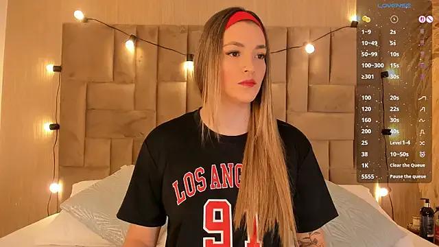 ClaradelMar — Lush teasing buzz 