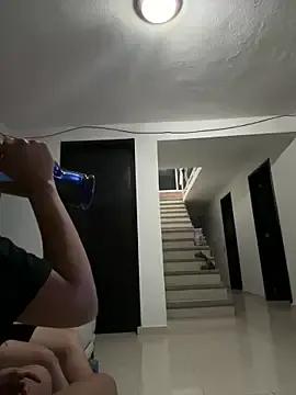 cutieass — 1 dedo in my ass 