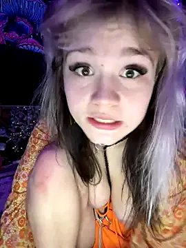 Cutiepiespanks on StripChat