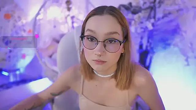 DalahiaRush on StripChat 