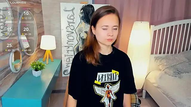 EdythEasker — Blow you a sweet, flirty kiss
