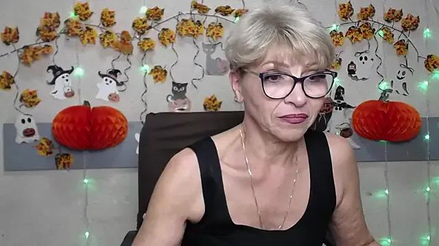 EllaBonito on StripChat 