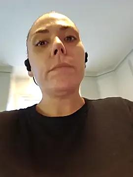 Ellie-L-Elizabeth on StripChat 