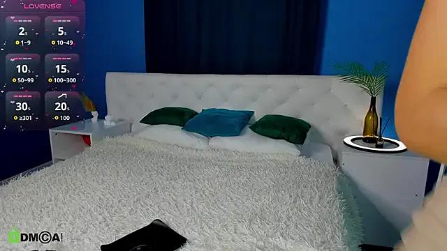 Eva__Lewis — lush control 5 min