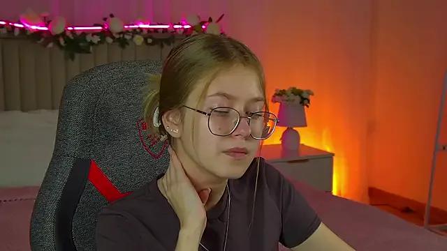 EveMundie on StripChat 