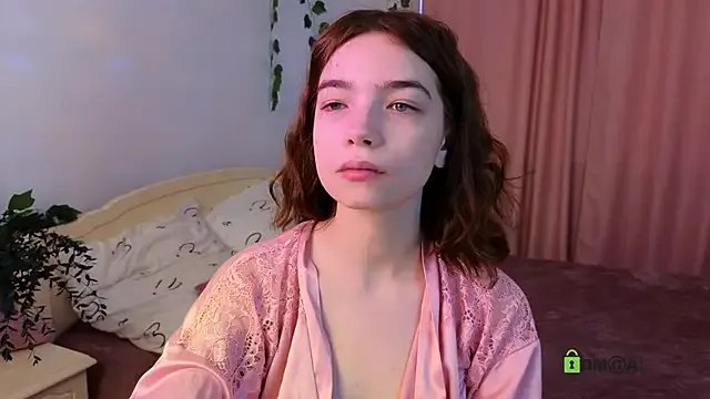 Evi_Brook on StripChat