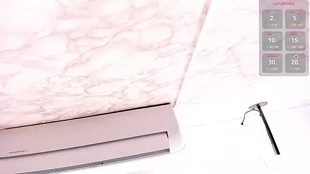 EXOTIC_EBONY_ — Smile and show braces! 