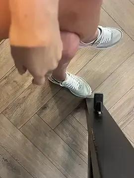 FeetVibe on StripChat 
