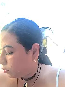 Francesca_ferrari — Bathing naked in the yard