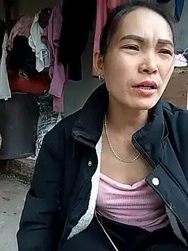 Girl_cutee — I am a poor girl, please help me.