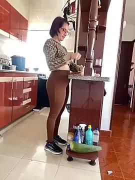 Goddess-Love- on StripChat 