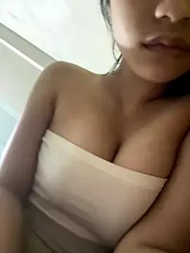 Heidi-i — Sexy 18+