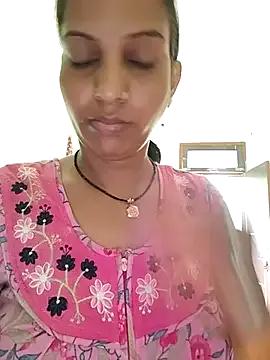 Hotty-Nidhi on StripChat 