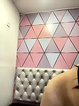 juliana_diaz — FINGERING MY HOLES