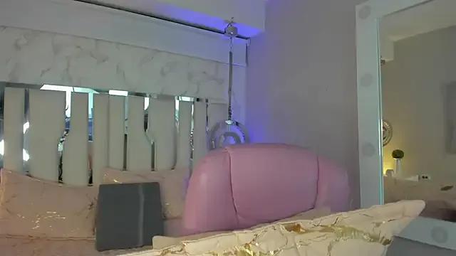 Juliana_Saenzz — Freechat on StripChat