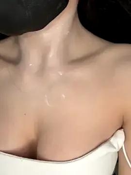 Junle_babi — M leg and Lush in pussy