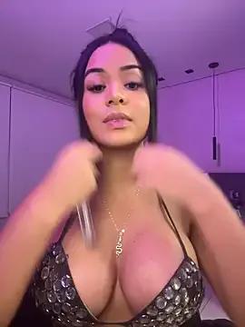 Laisabrazil — ( SOW BOOBS ) MOSTRAR OS PEITOS