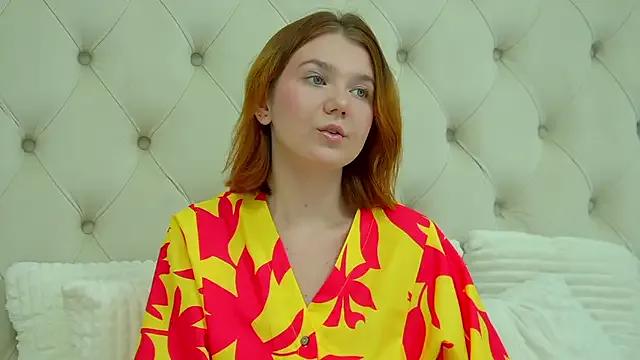 LessySmith — last tipper's name on the cleavage