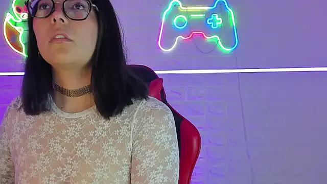 LolaXXXperience on StripChat 