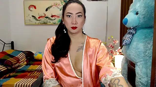 LovelyQueen69 — shoot my cum