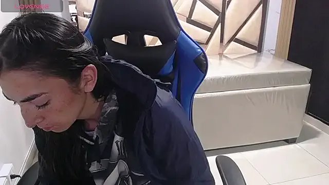 Maily_a_ — Group on StripChat