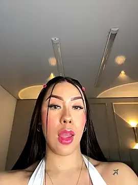 Miss_blue69 on StripChat