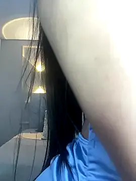 Miss_blue69 on StripChat