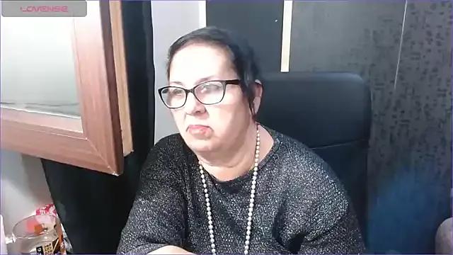 MissSanjanne on StripChat 