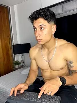 MR_MUSCLE on StripChat 