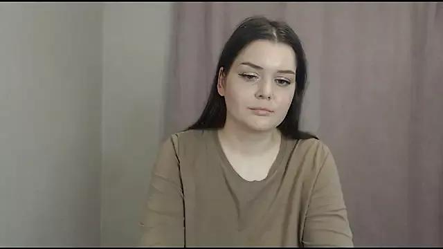 ohhhMie on StripChat 