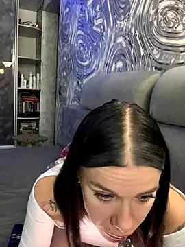 Queen_of_pain on StripChat 